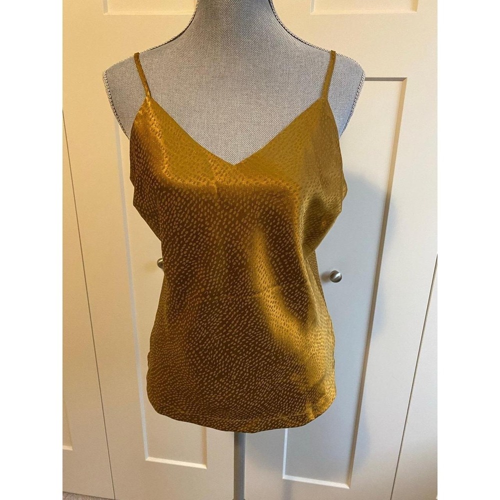 Evereve Farah Top Cupcakes And Cashmere Medium Silky Coquette Cami Lux sku44